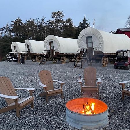 Smoky Hollow Outdoor Resort Covered Wagon セバービル エクステリア 写真