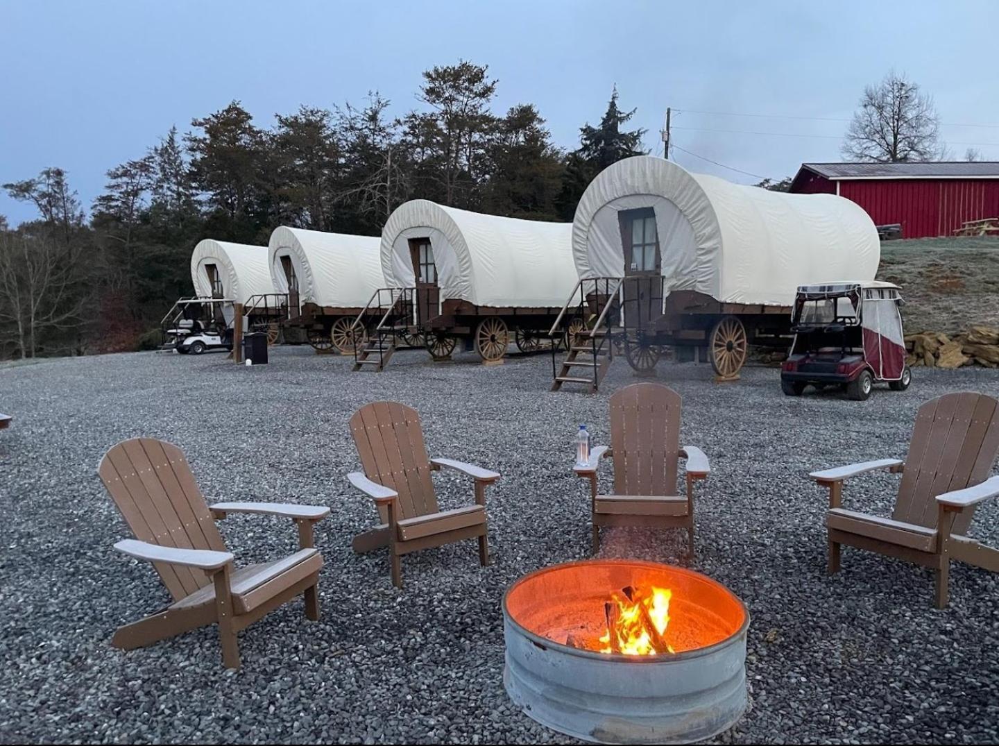 Smoky Hollow Outdoor Resort Covered Wagon セバービル エクステリア 写真